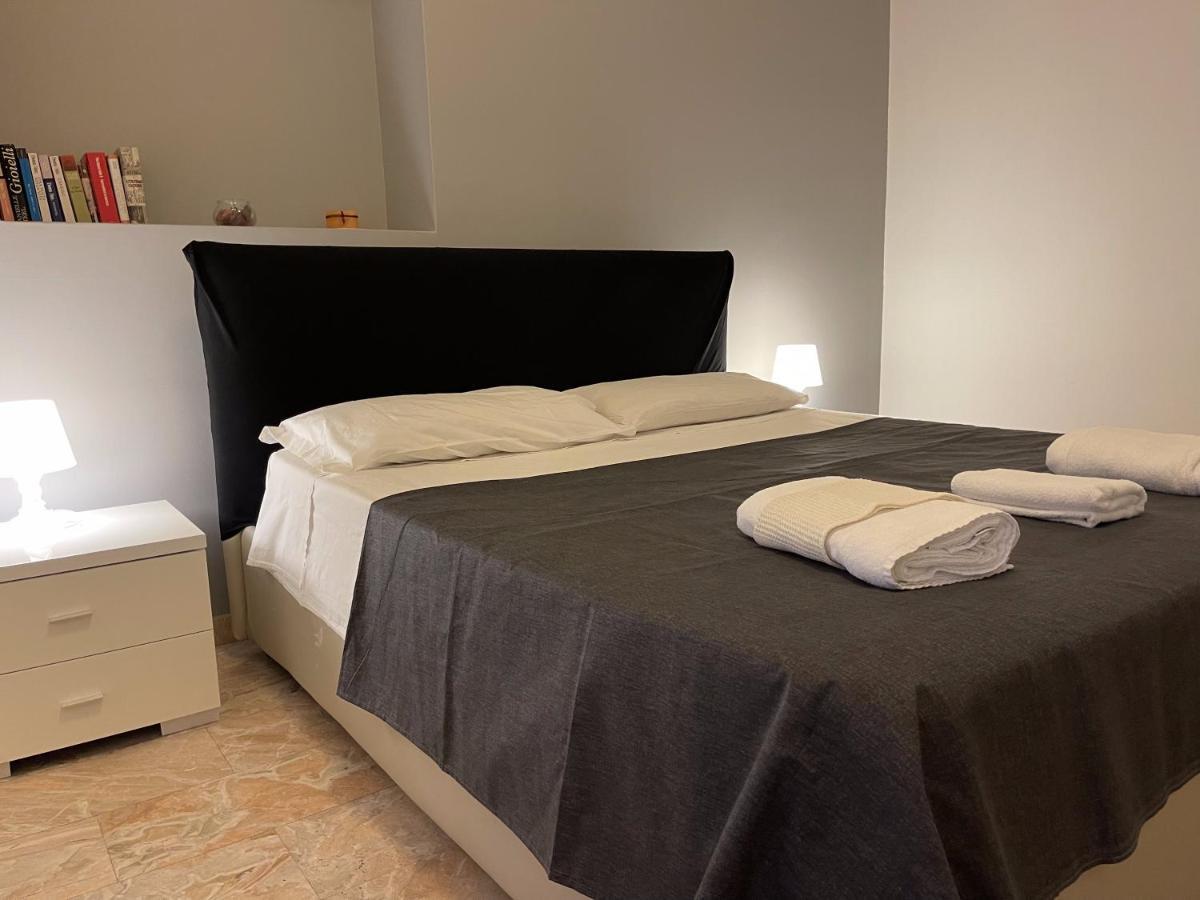 Sleepy Max Hotel โรม ภายนอก รูปภาพ